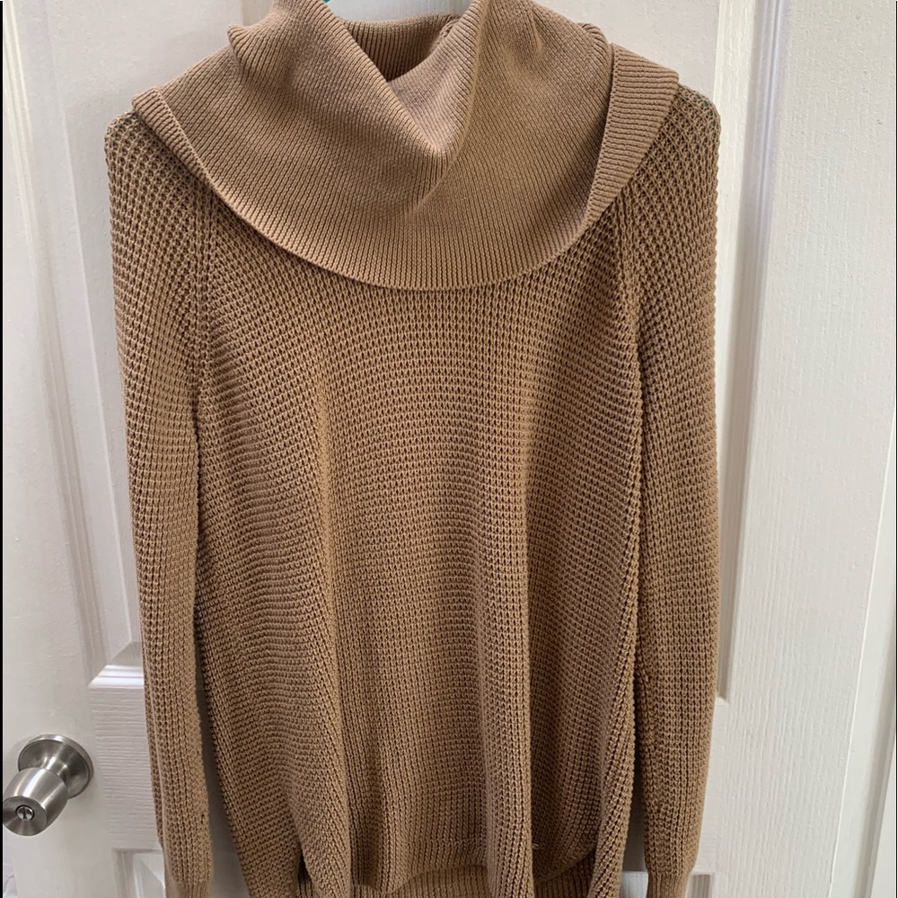 MK turtle neck sweater